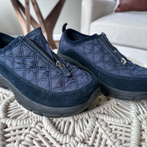 Lands End Quilted Suede Women’s Loafers Casual Zippered Slip On Dark Blue Sz 7B - Picture 4 of 7